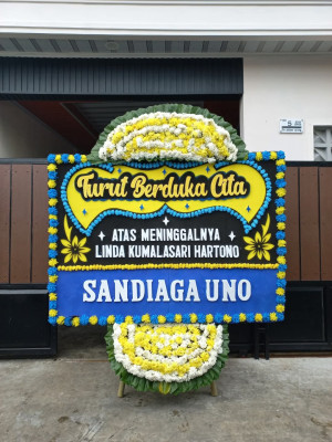 Papan Bunga Duka di Tegal Angus